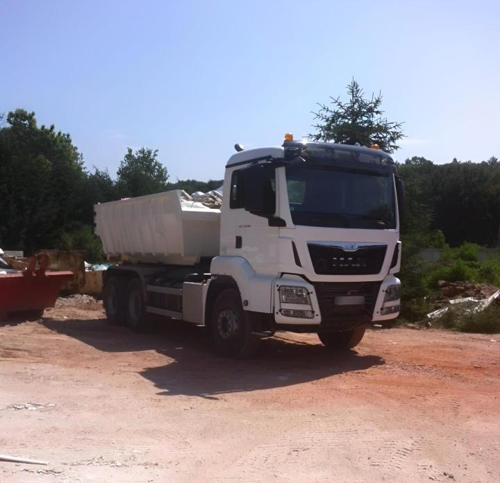 Location de bennes Arpajon